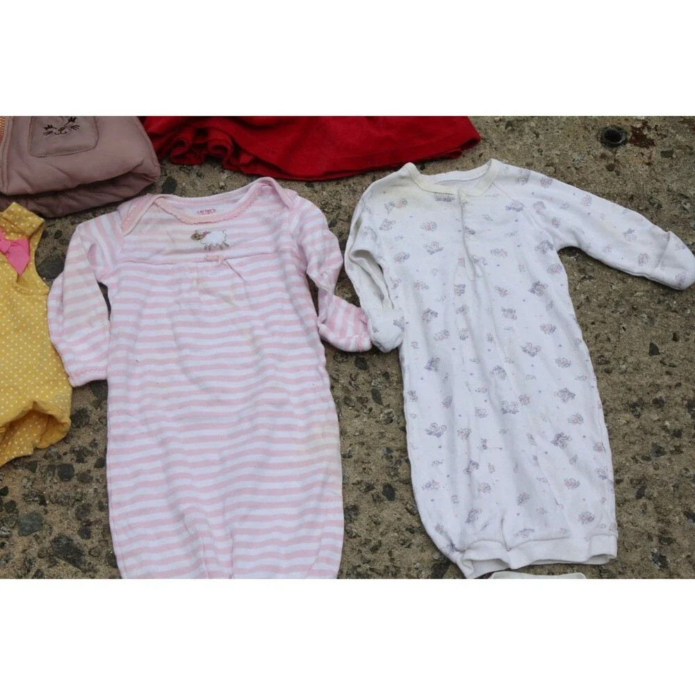 Lot of 27 pcs Baby Girl Clothes 3M, 0-3M Outfits Sleepers CUTE FALL Wardrobe